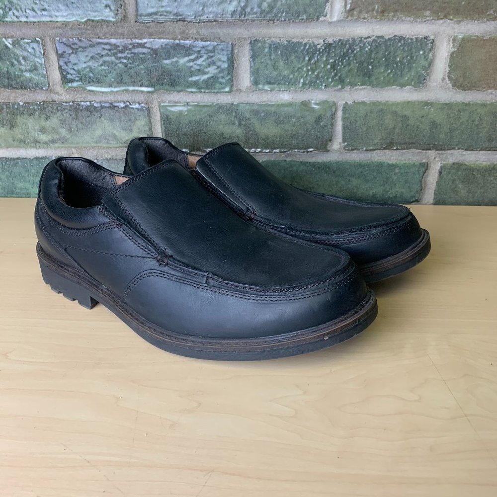 G.H BASS & CO. BLACK SHOES